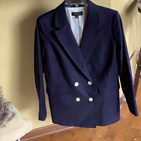 Talbots Cotten/spandex navy blue blazer.  Buttons and pockets. - Picture 1 of 1
